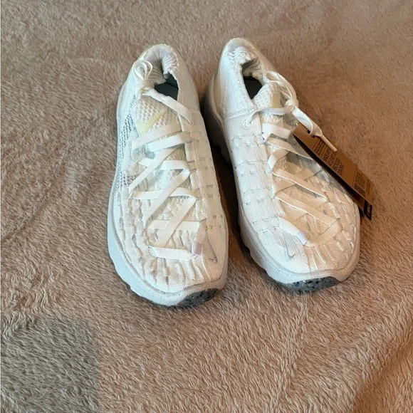 NWOT Nike Space Hippie 04 “Summit White” - Picture 6 of 6